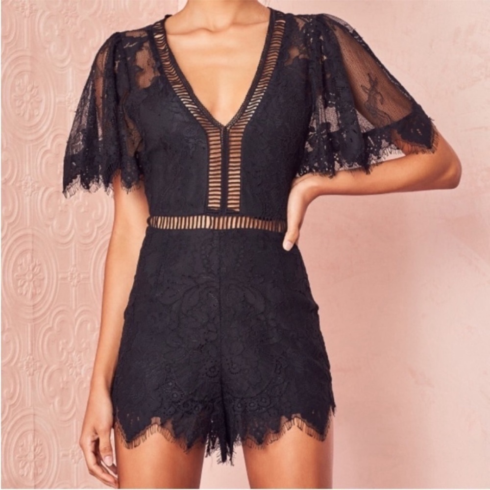 Lovers & Friends Black Lace Josephine Romper Short Flutter Sleeve Scalloped XS